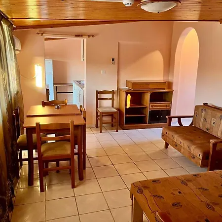 Hotel apartamentowy Makrygialos-atlantis