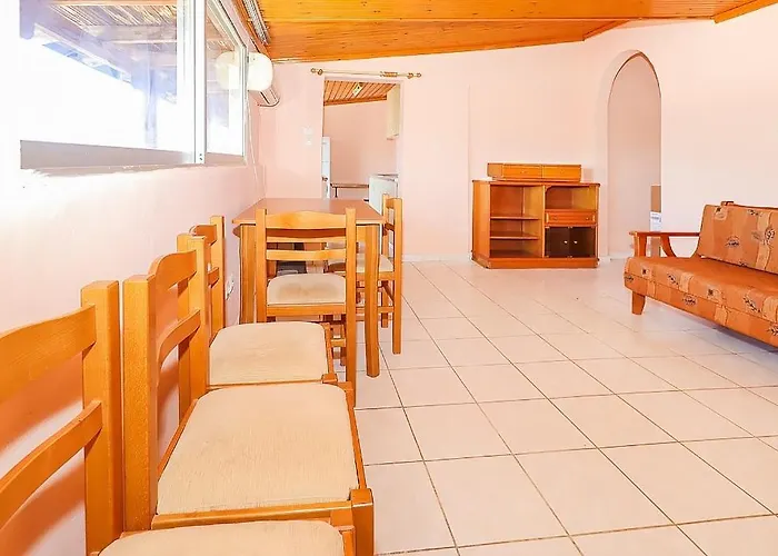 Apart Otel Makrygialos-atlantis 3*