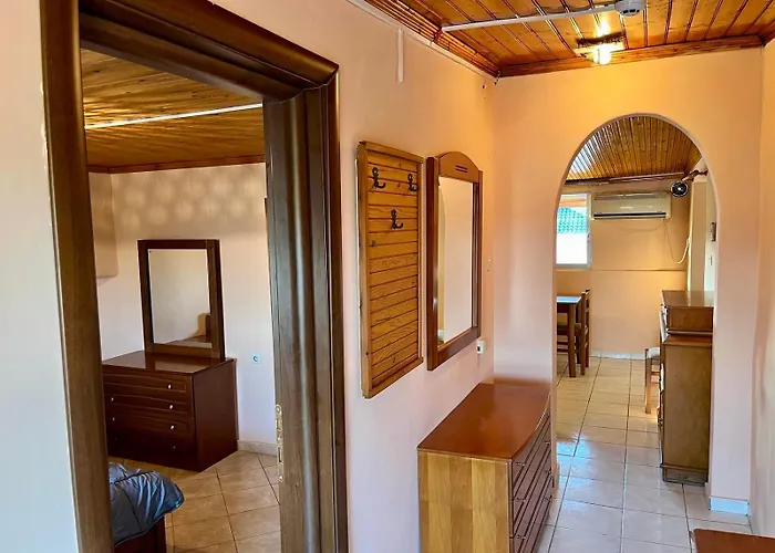 Makrygialos-atlantis Apart Otel 3*